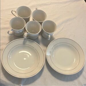 Classic Fine Porcelain White Mug and Plate Set